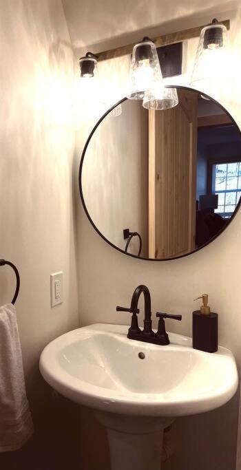 Luxe Retreat - June Sale! - Easy Drive - Xl Swim Spa - Award Winning! เซอเวียร์วีล ภายนอก รูปภาพ